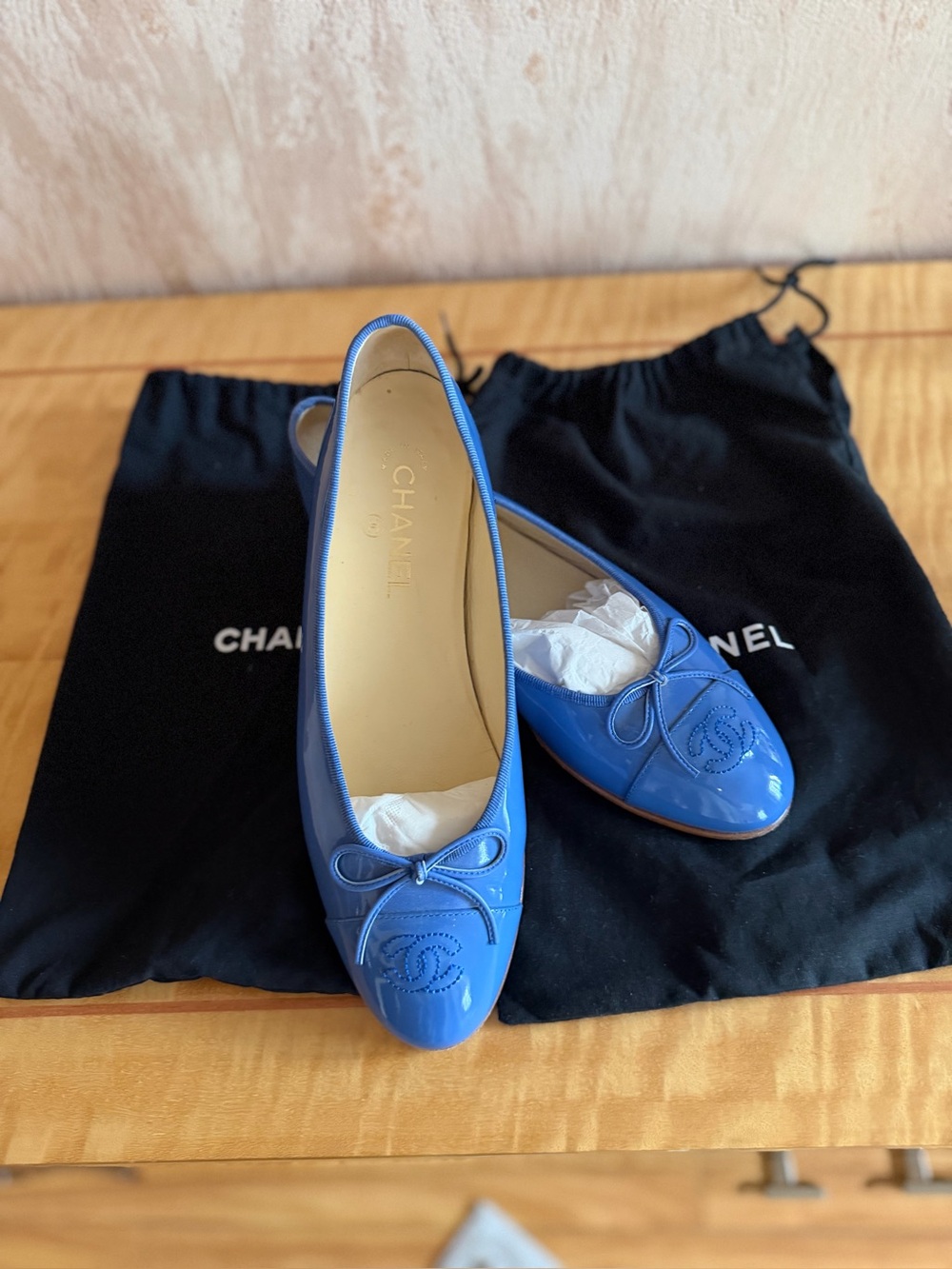 CHANEL Bright Blue Patent Leather Ballet Flats with Bow